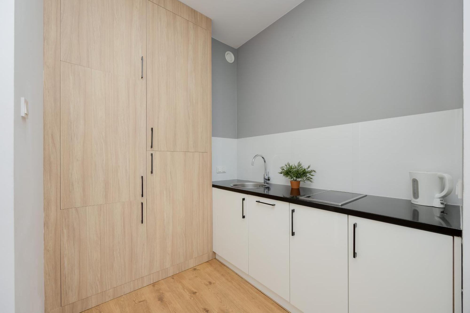 Wola Pet-Friendly Apartments With Ac Slawinska By Noclegi Renters Warsaw Exterior photo
